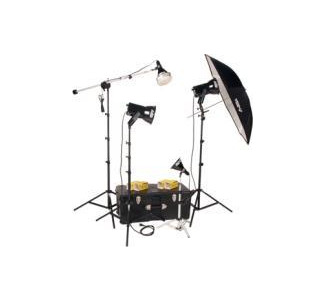 Smith Victor K84 4-LIGHT 1000-WATT ULTRA COOL PORTRAITURE KIT